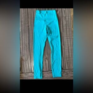 Lululemon size 0 teal leggings